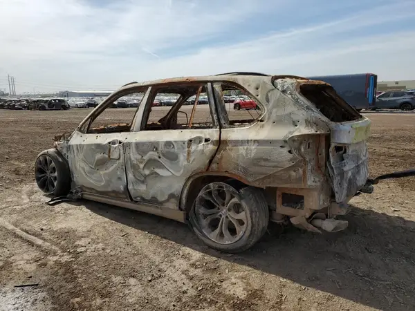 5UXKR6C5XJ0U14640 2018 BMW X5 - Image 2