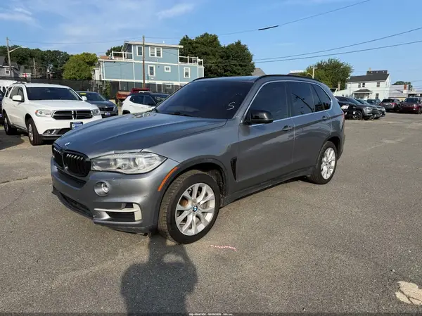 5UXKROC52GOU10569 2016 BMW X5 - Image 2