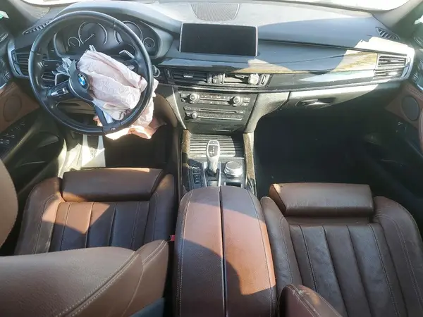 5UXKS4C33H0U04968 2017 BMW X5 - Image 8