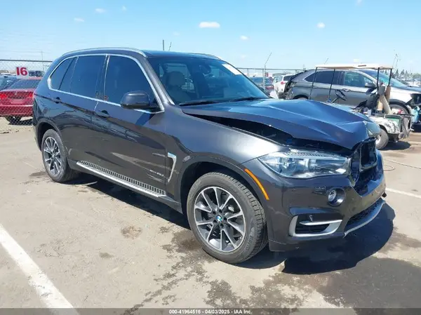 5UXKS4C33H0U05523 2017 BMW X5 - Image 1
