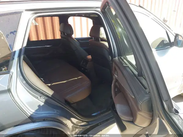 5UXKS4C34H0Y15991 2017 BMW X5 - Image 8