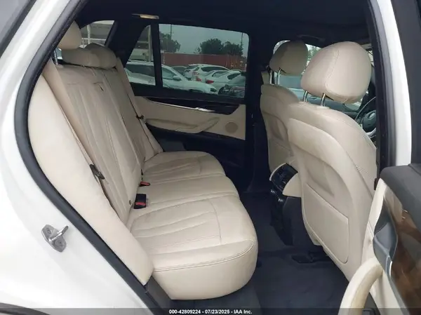 5UXKS4C35H0U04213 2017 BMW X5 - Image 8
