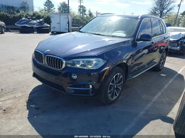 5UXKS4C36H0U05774 2017 BMW X5 - Image 2