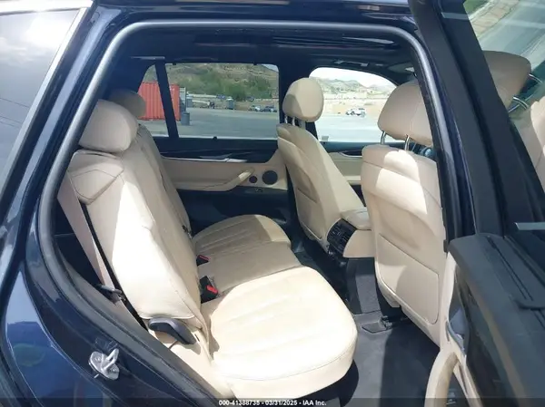 5UXKS4C36H0U06021 2017 BMW X5 - Image 8