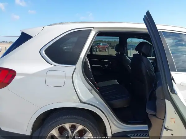 5UXKS4C37H0Y17170 2017 BMW X5 - Image 8