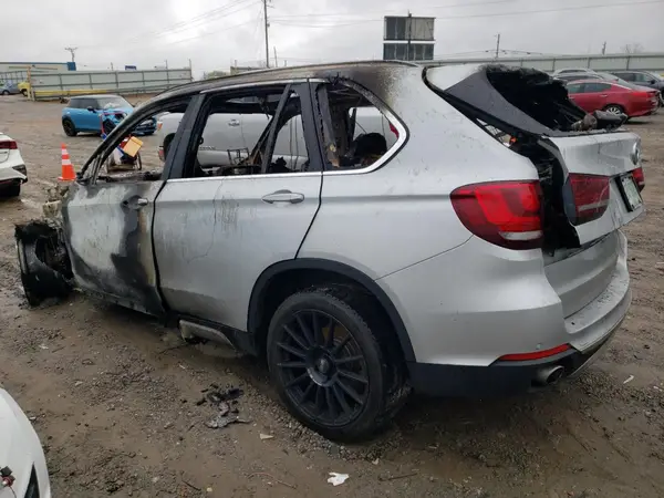 5UXKS4C3XH0U04580 2017 BMW X5 - Image 2