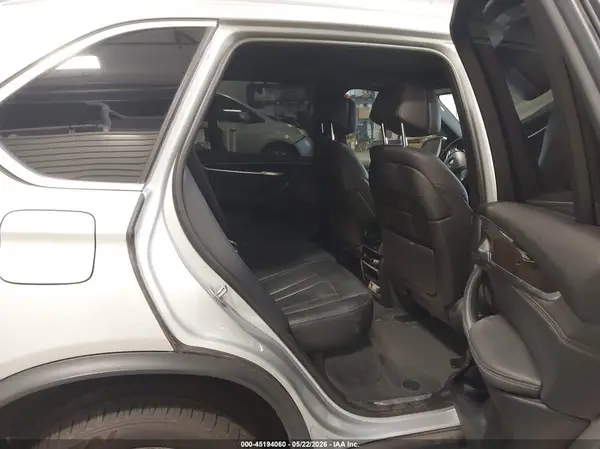 5UXKS4C50J0Y18829 2018 BMW X5 - Image 8