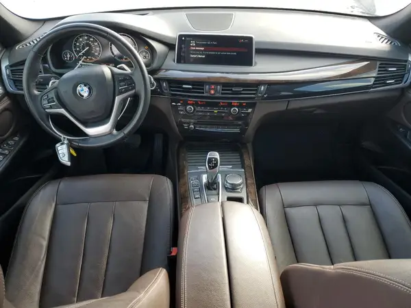5UXKS4C50J0Z89337 2018 BMW X5 - Image 8
