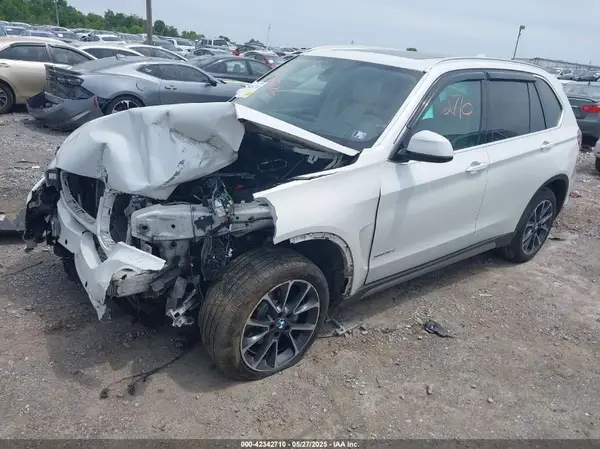 5UXKS4C51G0N14546 2016 BMW X5 - Image 2