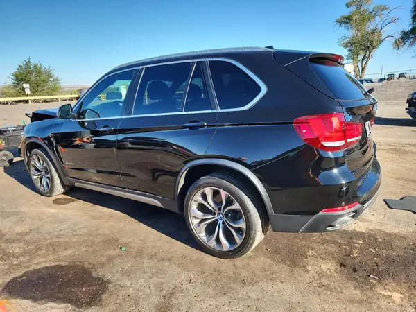 5UXKS4C51J0Z90058 2018 BMW X5 - Image 2
