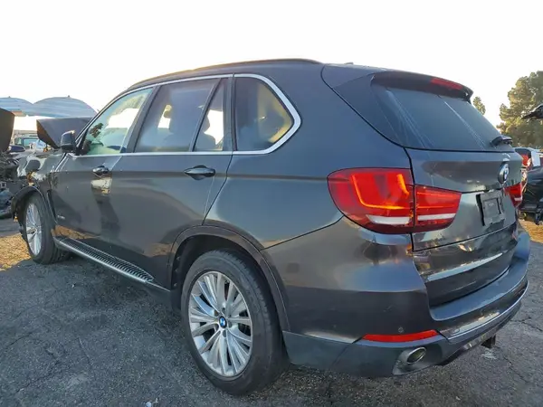 5UXKS4C53G0N12927 2016 BMW X5 - Image 2