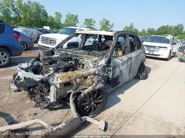 5UXKS4C53J0Z89963 2018 BMW X5 - Image 2