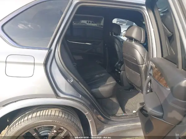 5UXKS4C54G0N13617 2016 BMW X5 - Image 8