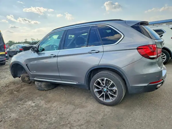 5UXKS4C54G0N13620 2016 BMW X5 - Image 2