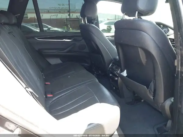 5UXKS4C54J0Y17666 2018 BMW X5 - Image 8