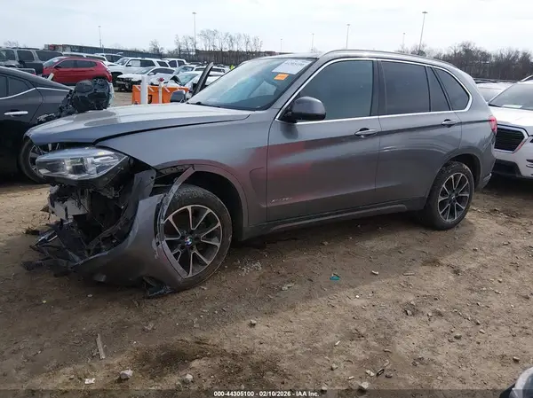 5UXKS4C54J0Y19692 2018 BMW X5 - Image 2