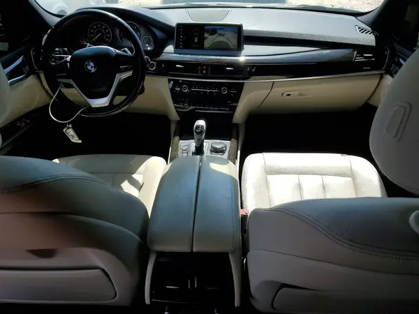 5UXKS4C54J0Y20342 2018 BMW X5 - Image 8