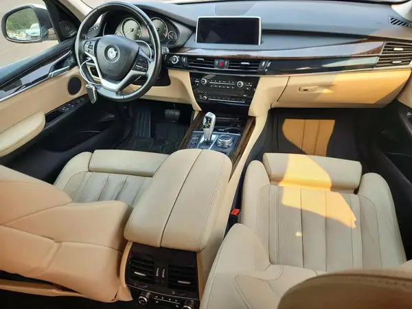 5UXKS4C55G0N15053 2016 BMW X5 - Image 8