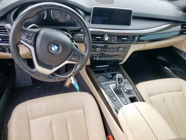 5UXKS4C55J0Y20799 2018 BMW X5 - Image 8