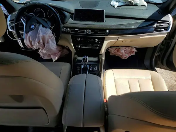 5UXKS4C55J0Z90306 2018 BMW X5 - Image 8