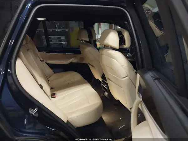 5UXKS4C56J0Y18060 2018 BMW X5 - Image 8