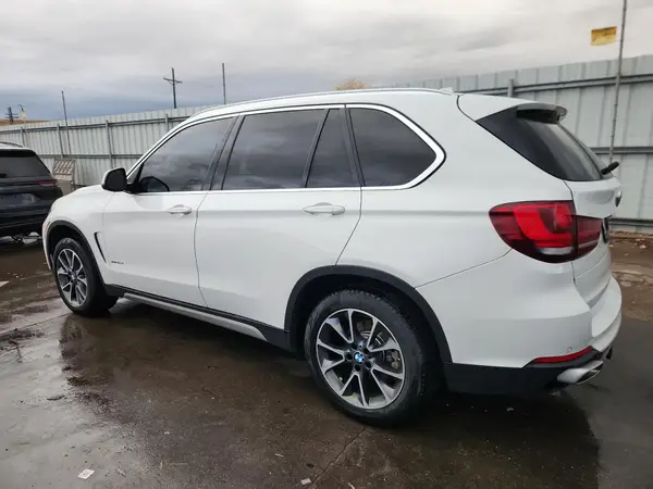 5UXKS4C56J0Y18785 2018 BMW X5 - Image 2