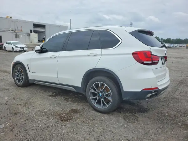 5UXKS4C56J0Z89813 2018 BMW X5 - Image 2