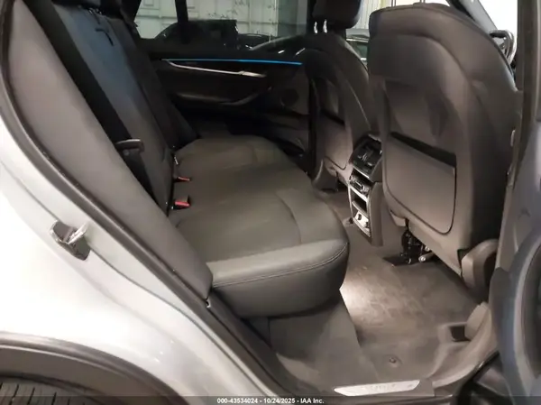5UXKS4C57J0Y18973 2018 BMW X5 - Image 8