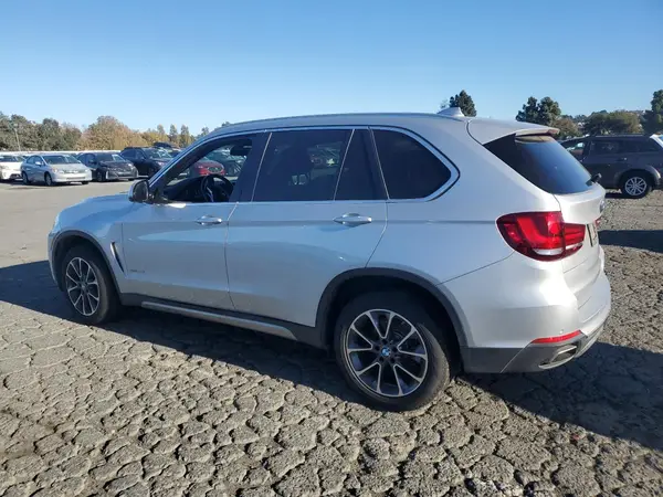 5UXKS4C57J0Z89819 2018 BMW X5 - Image 2