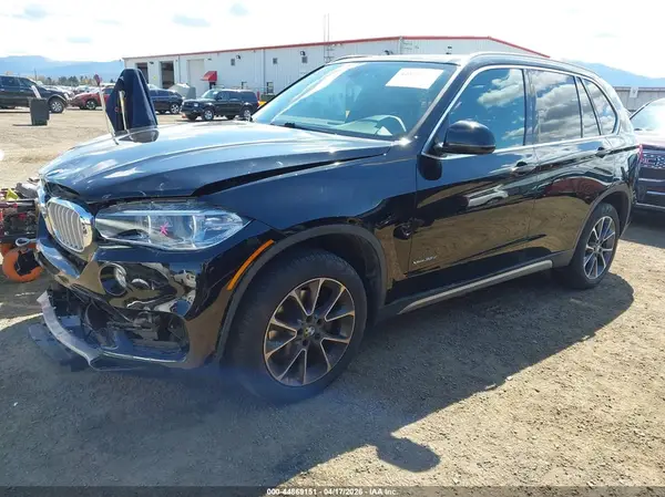 5UXKS4C57J0Z89920 2018 BMW X5 - Image 2