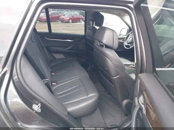 5UXKS4C58G0N15323 2016 BMW X5 - Image 8