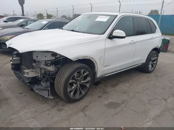 5UXKS4C58J0Y18867 2018 BMW X5 - Image 2