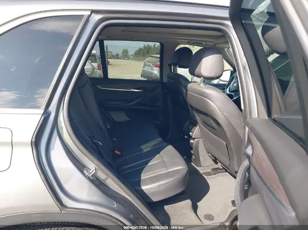 5UXKS4C59G0N14214 2016 BMW X5 - Image 8