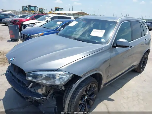 5UXKS4C59J0Y18327 2018 BMW X5 - Image 2