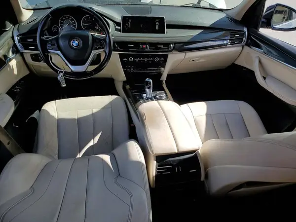 5UXKS4C5XG0N15324 2016 BMW X5 - Image 8