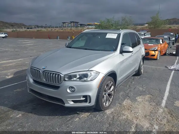 5UXKS4C5XJ0Y17851 2018 BMW X5 - Image 2