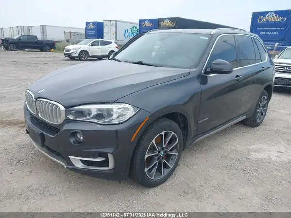 5UXKS4C5XJ0Y18563 2018 BMW X5 - Image 2