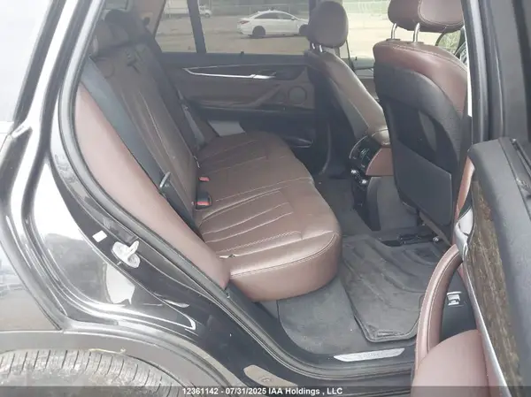 5UXKS4C5XJ0Y18563 2018 BMW X5 - Image 8