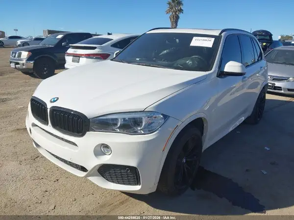 5UXKS4C5XJ0Y20538 2018 BMW X5 - Image 2