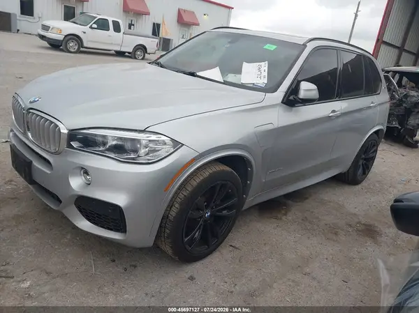 5UXKT0C30H0V95559 2017 BMW X5 - Image 2