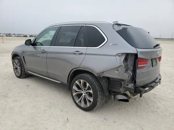 5UXKT0C30H0V96243 2017 BMW X5 - Image 2