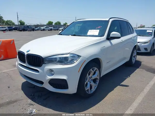 5UXKT0C30H0V96257 2017 BMW X5 - Image 2