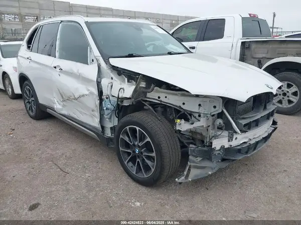 5UXKT0C31H0V97787 2017 BMW X5 - Image 1