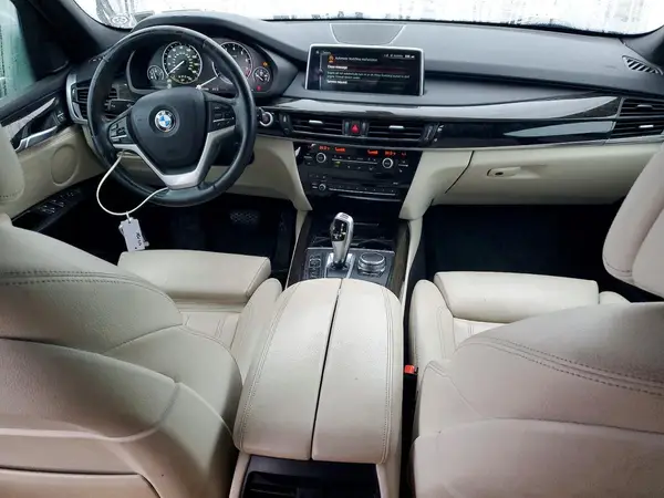 5UXKT0C32H0V95367 2017 BMW X5 - Image 8