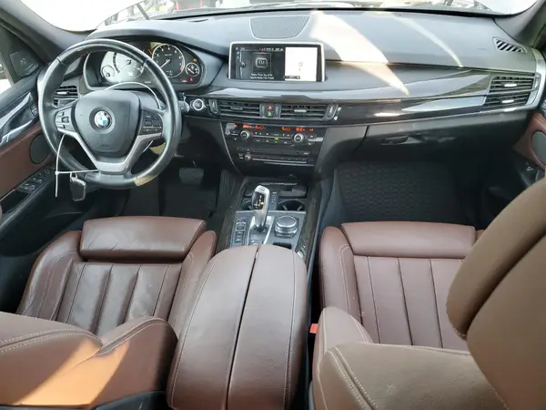 5UXKT0C32H0V95532 2017 BMW X5 - Image 8