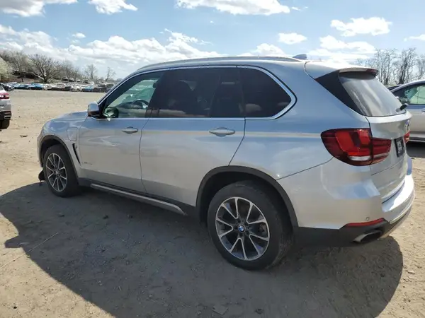 5UXKT0C32H0V96017 2017 BMW X5 - Image 2