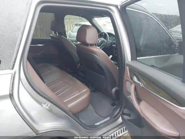 5UXKT0C32H0V97507 2017 BMW X5 - Image 8