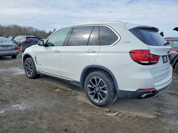5UXKT0C33H0V95975 2017 BMW X5 - Image 2