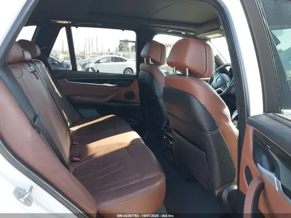 5UXKT0C34H0V95466 2017 BMW X5 - Image 8