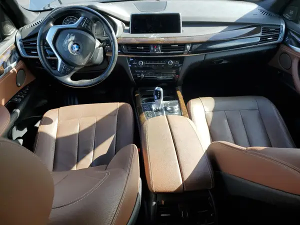5UXKT0C34H0V95760 2017 BMW X5 - Image 8